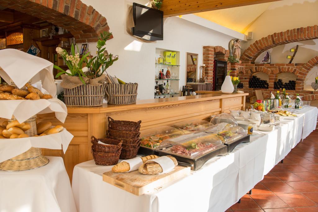 Hotel Restaurant Grune Au Poellau Exteriér fotografie